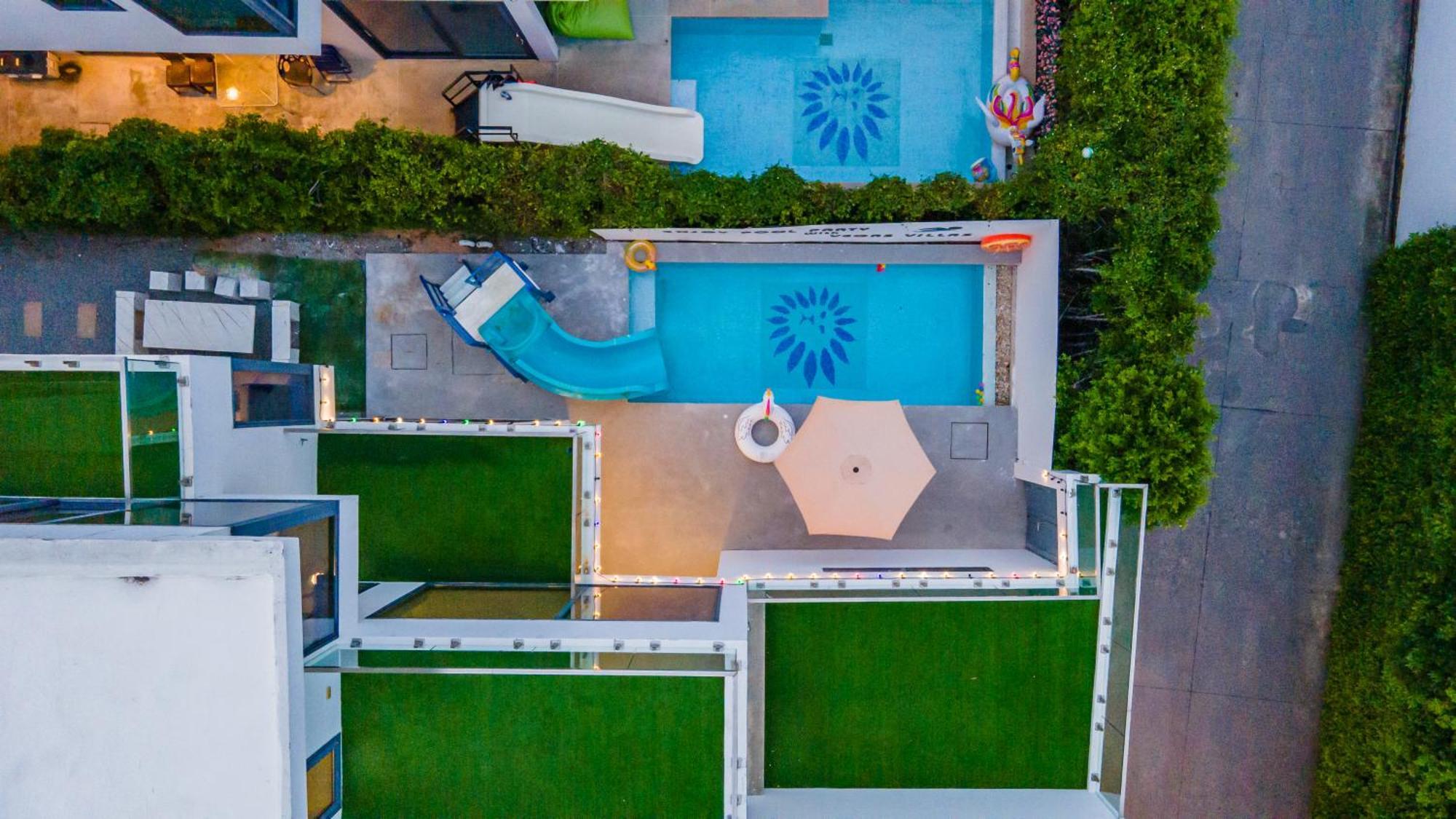 Villa Rosewood Vegas Pool Pattaya